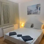 Avelia - Sea View Jacuzzi Retreat Ваканционна къща