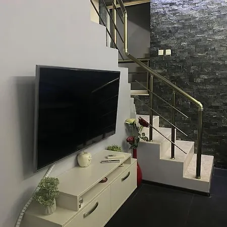 Ferienhaus Luxury Seaside With Jacuzzi & Garden - *