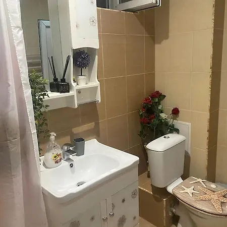 Luxury Seaside With Jacuzzi & Garden - *