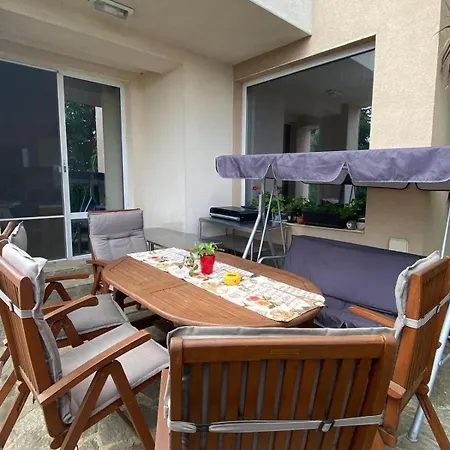 Luxury Seaside With Jacuzzi & Garden - *