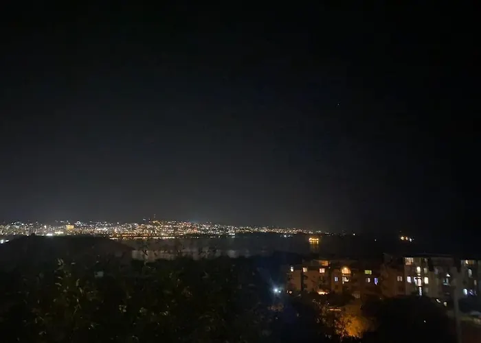 Luxury Seaside With Jacuzzi & Garden - Nyaraló