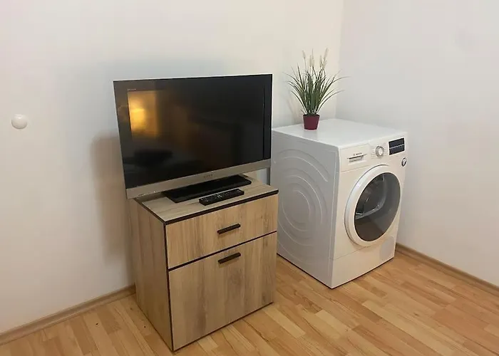 Nyaraló Luxury Seaside With Jacuzzi & Garden -