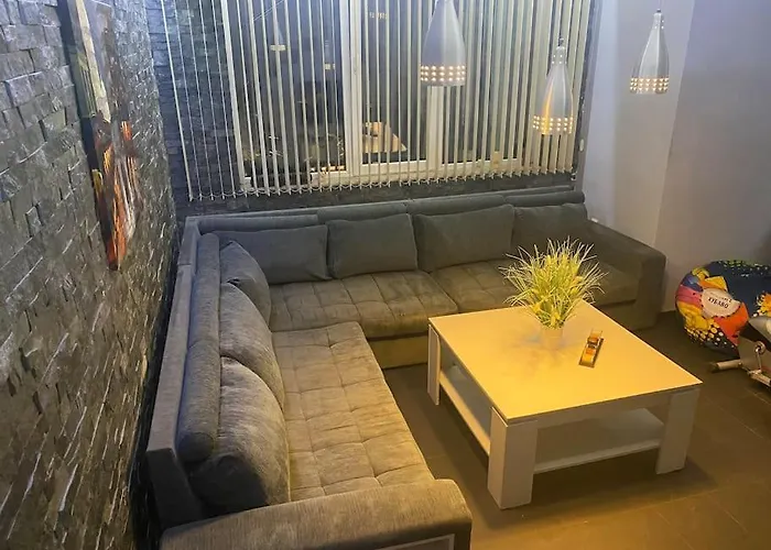 Holiday home Luxury Seaside With Jacuzzi & Garden -