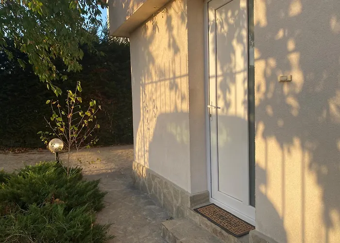 Luxury Seaside With Jacuzzi & Garden - Várna