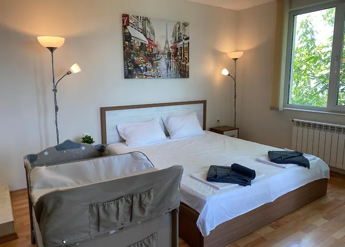 Nyaraló Luxury Seaside With Jacuzzi & Garden -