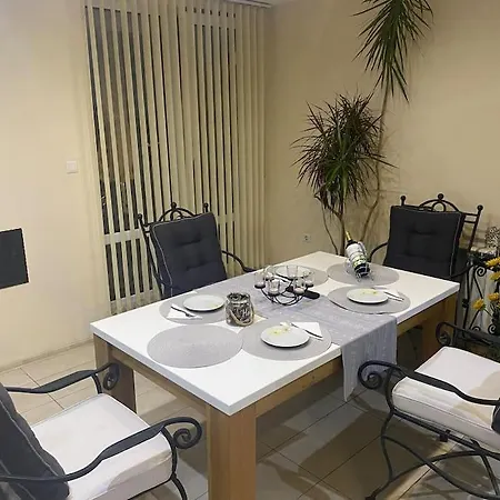 Luxury Seaside With Jacuzzi & Garden - Varna