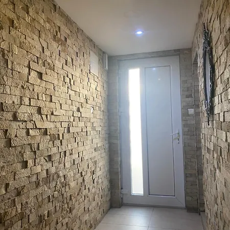 Luxury Seaside With Jacuzzi & Garden - Tatil Evi Varna