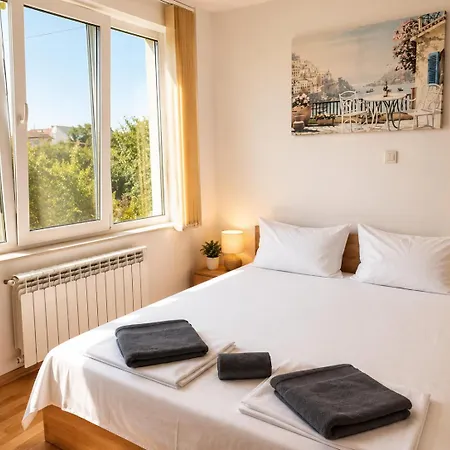 Avelia - Sea View Jacuzzi Retreat * Varna