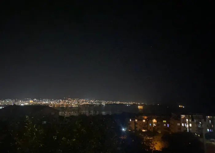 Luxury Seaside With Jacuzzi & Garden - *